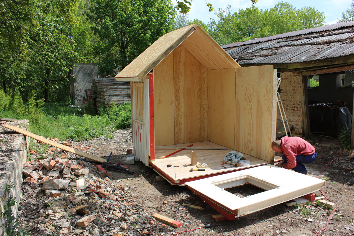Prefab Tiny House 279 sq ft mini mod a modern prefab off grid tiny house Refab Tiny House Construction Continues Prefab Tiny House tiny prefab house kits for sale and become a nice idea to build Refab Tiny House Construction Continues