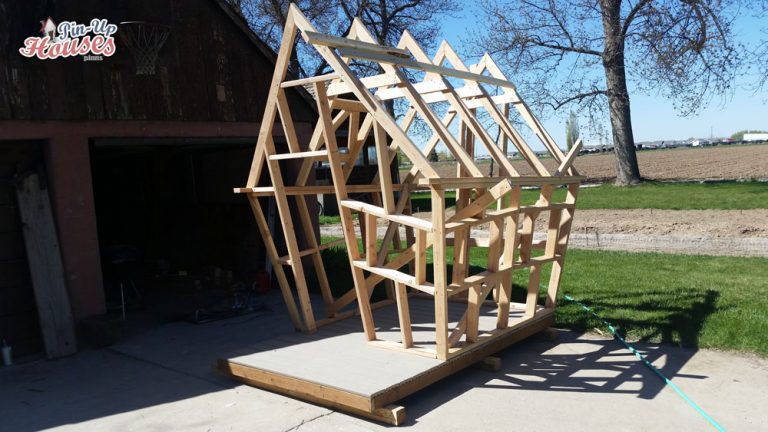 How to Build a Gable Roof | Gable Roof Structure | Roof Rafters | Small ...